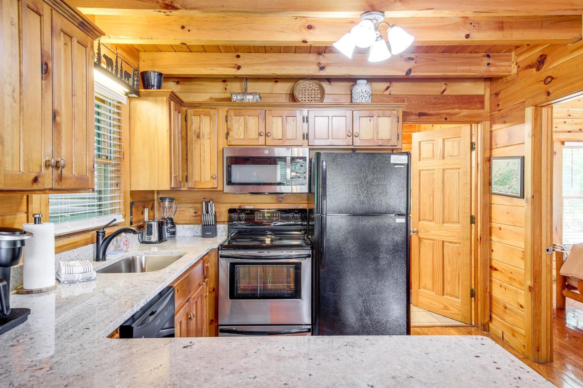 Pigeon Forge Cabin Premier Location And Hot Tub Esterno foto