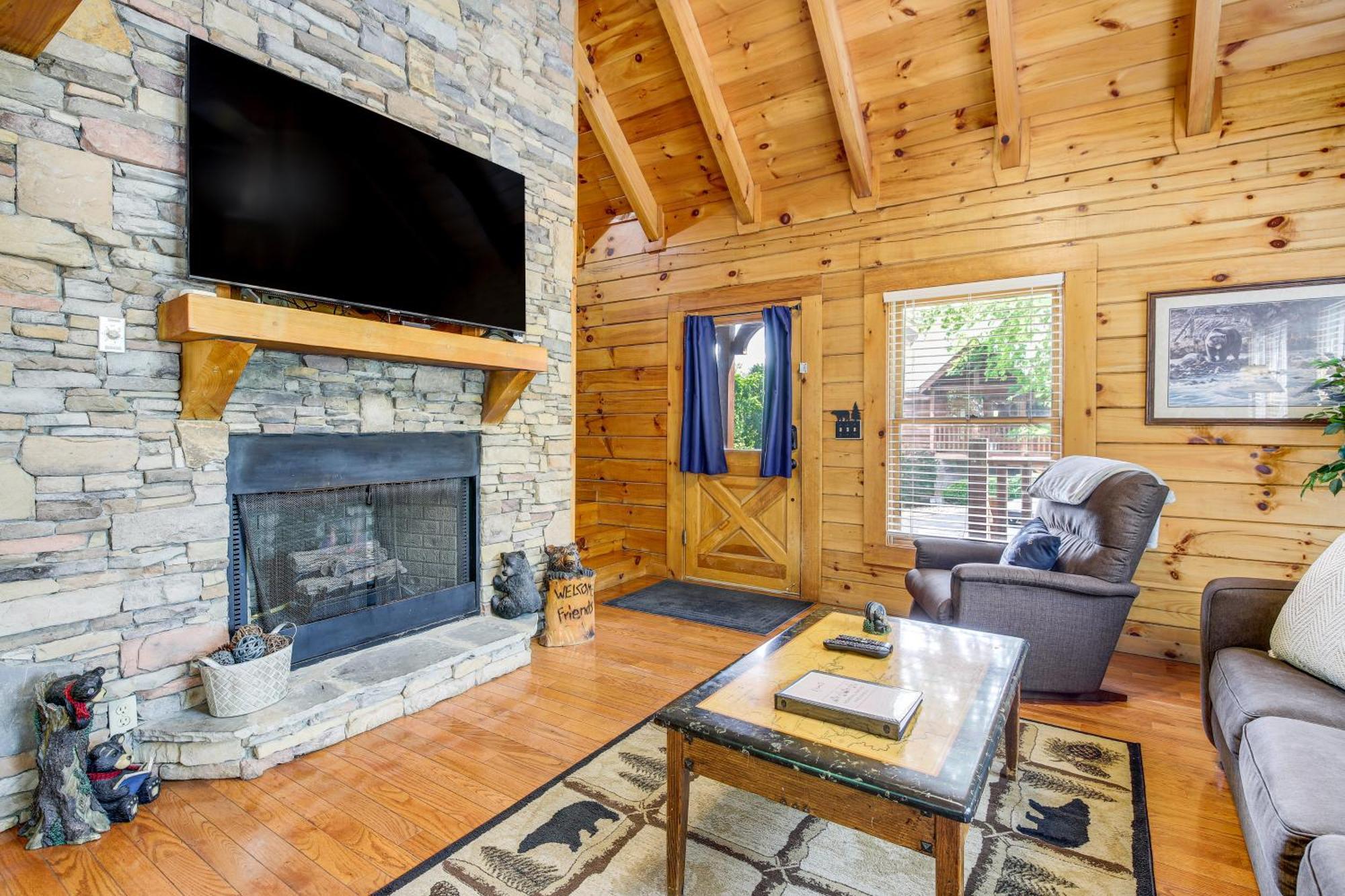 Pigeon Forge Cabin Premier Location And Hot Tub Esterno foto