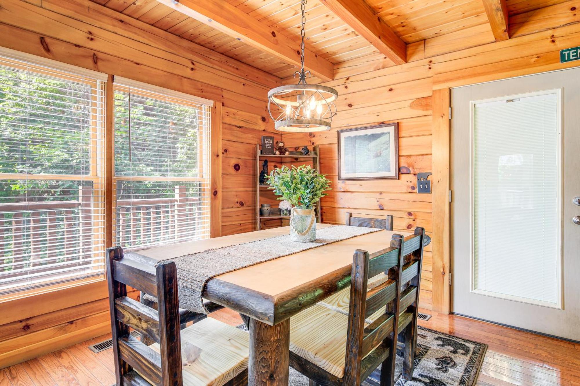 Pigeon Forge Cabin Premier Location And Hot Tub Esterno foto